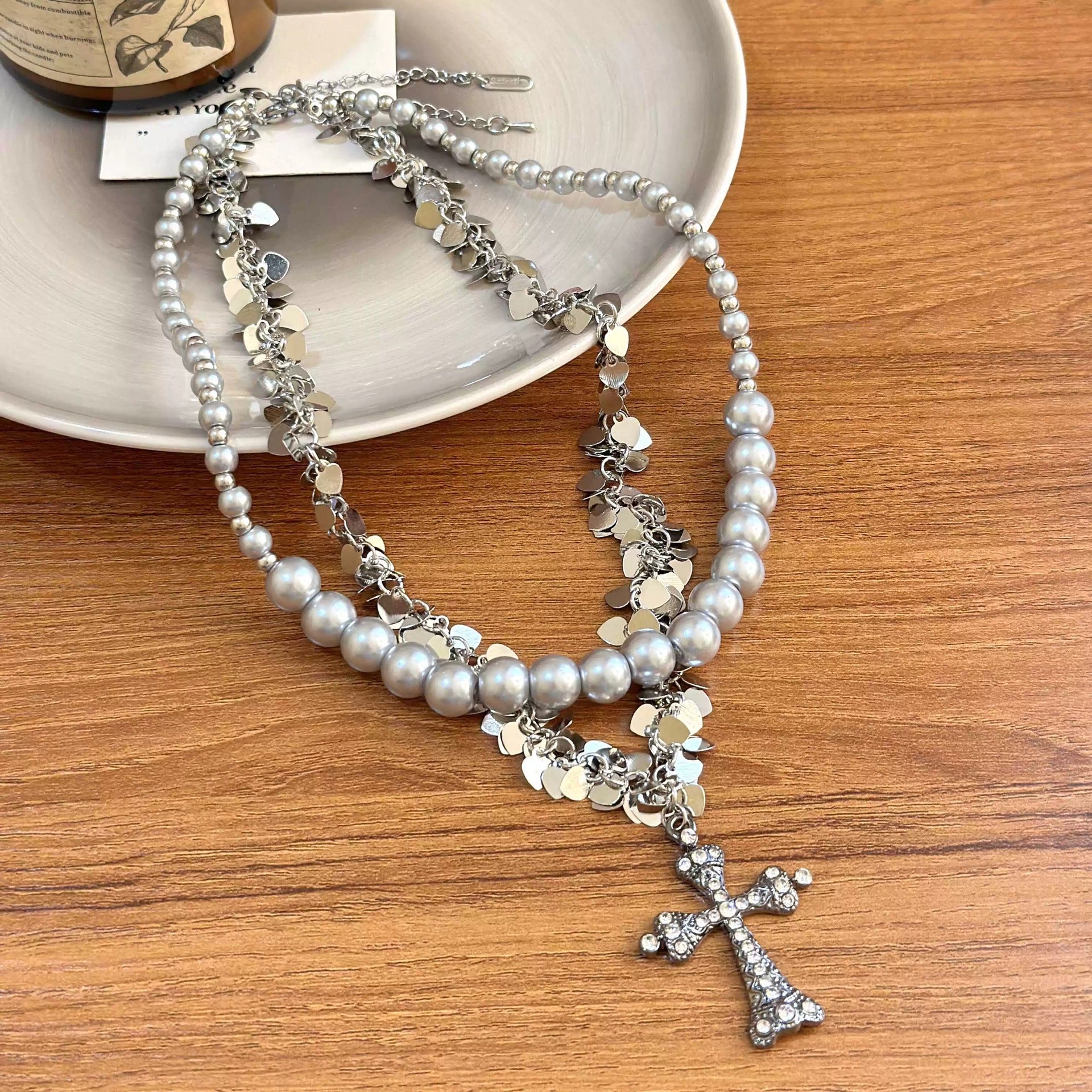 Vintage Punk Collarbone Necklace Alloy Cross Heart Pearl Layered